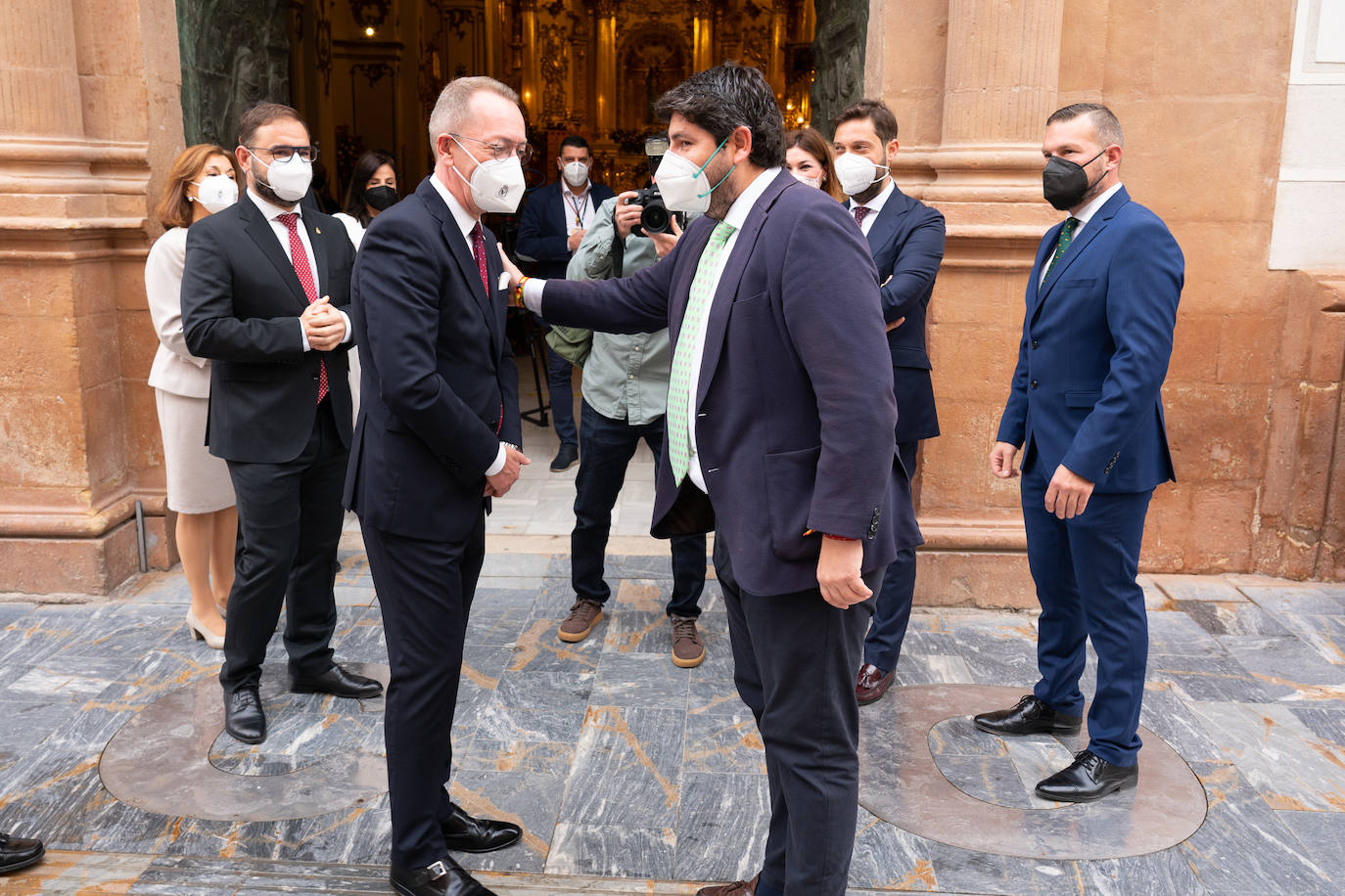 Fotos: Palmas y ramas de olivo para San Juan el Domingo de Ramos