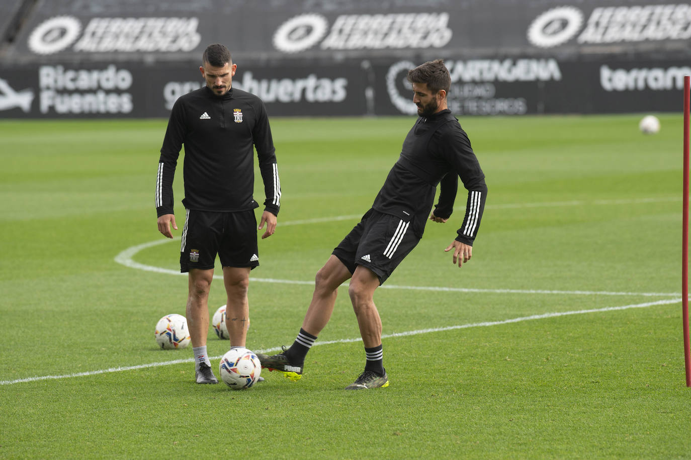 Fotos: Entrenamiento en el Cartagonova