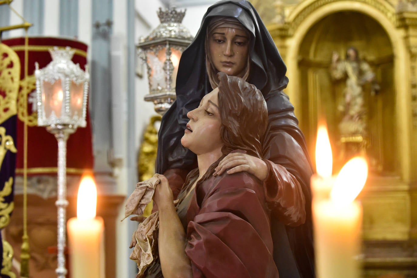 Fotos: Los murcianos visitan al Cristo del Rescate