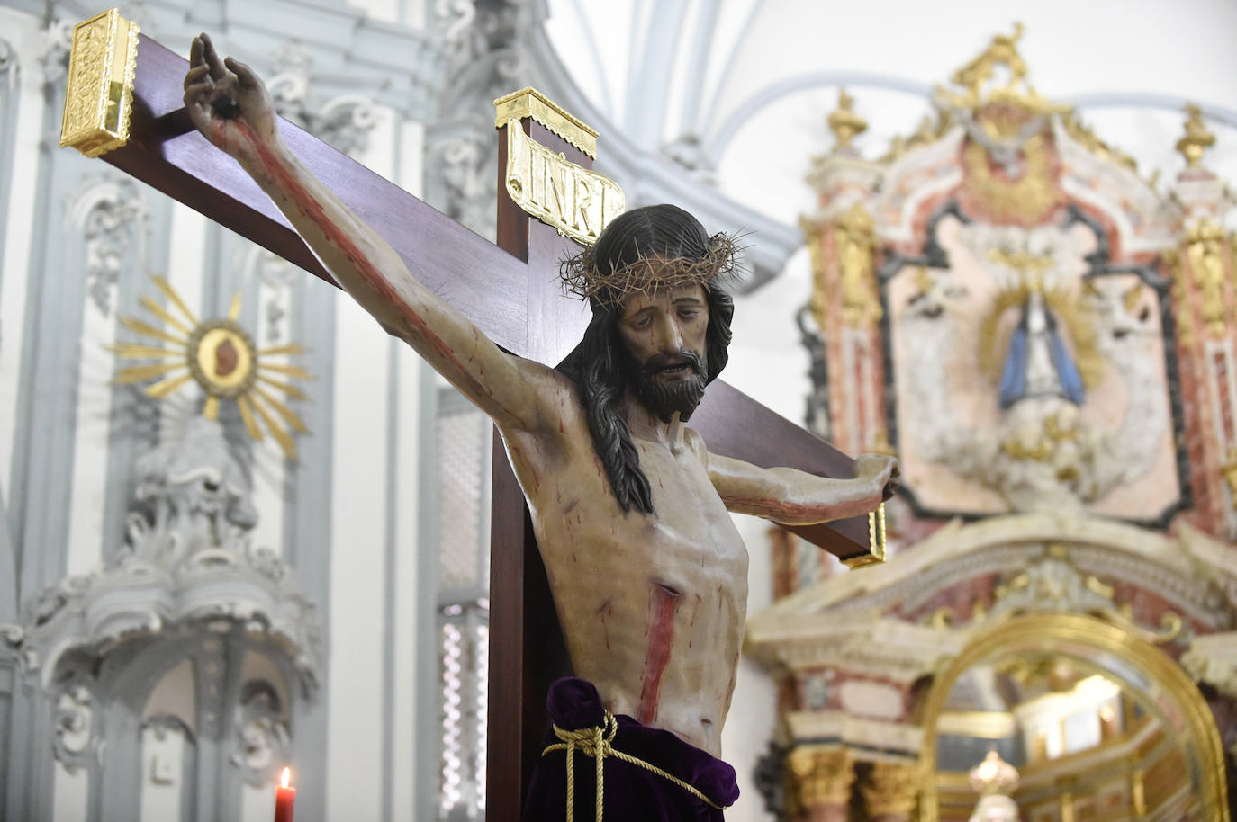 Fotos: Los murcianos visitan al Cristo del Rescate