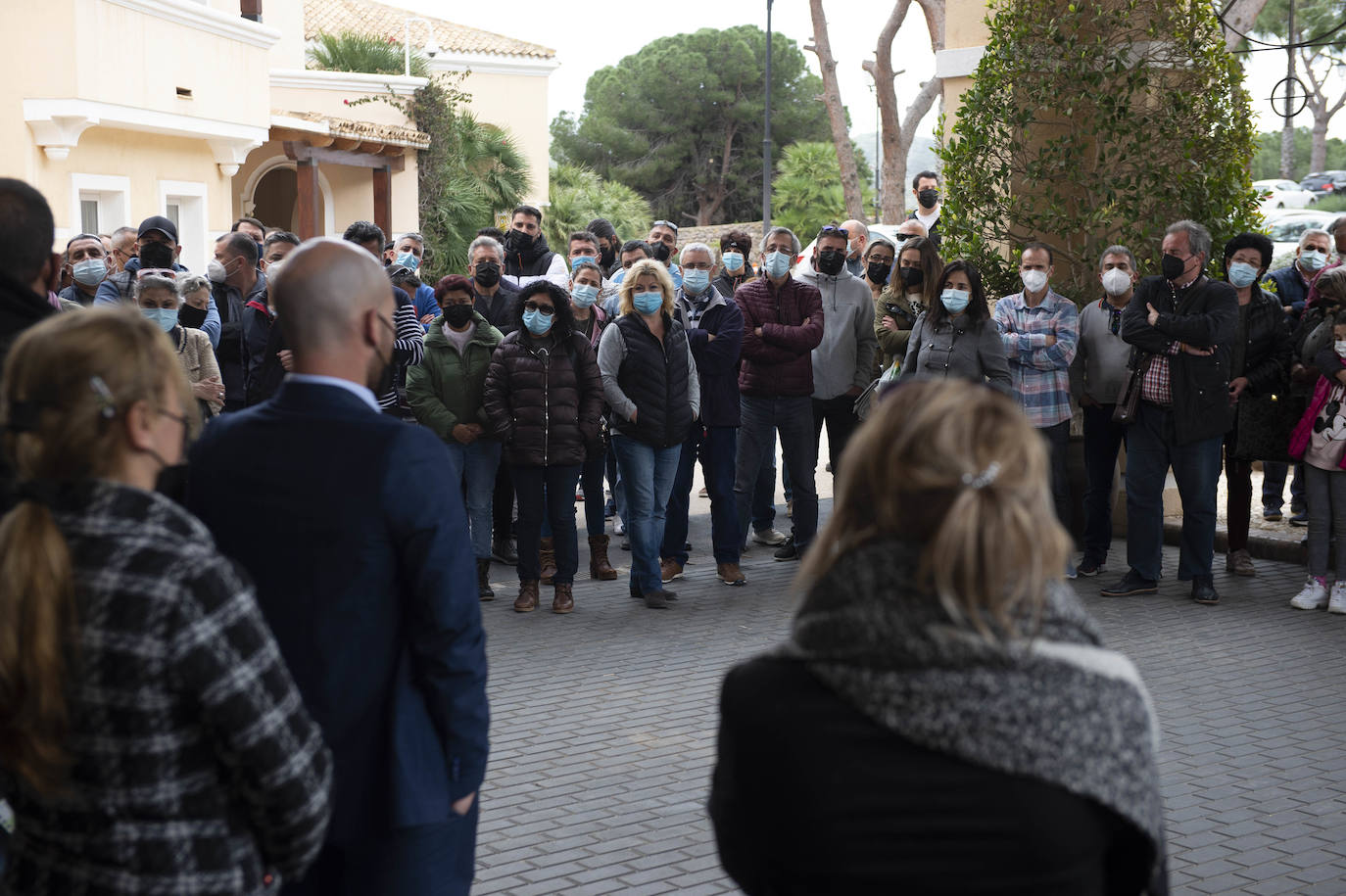 Fotos: Más de 150 empleados protestan por el ERE de La Manga Club