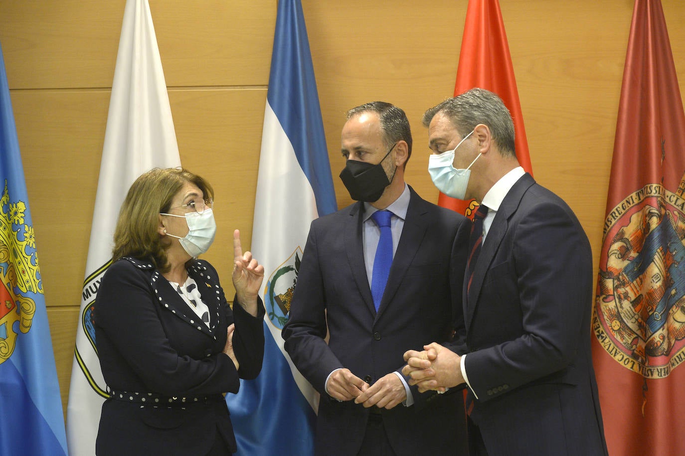 Fotos: Los nuevos consejeros de la Comunidad Autónoma toman posesión