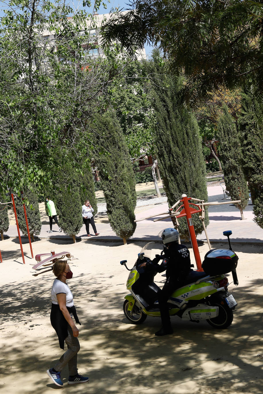 Fotos: Los murcianos celebran este atípico Bando de la Huerta en las terrazas de los bares