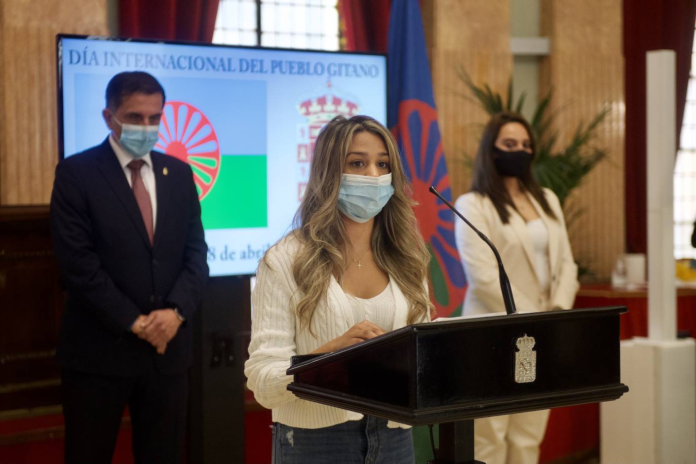 Fotos: Acto de conmemoración del Día del Pueblo Gitano en el Ayuntamiento de Murcia