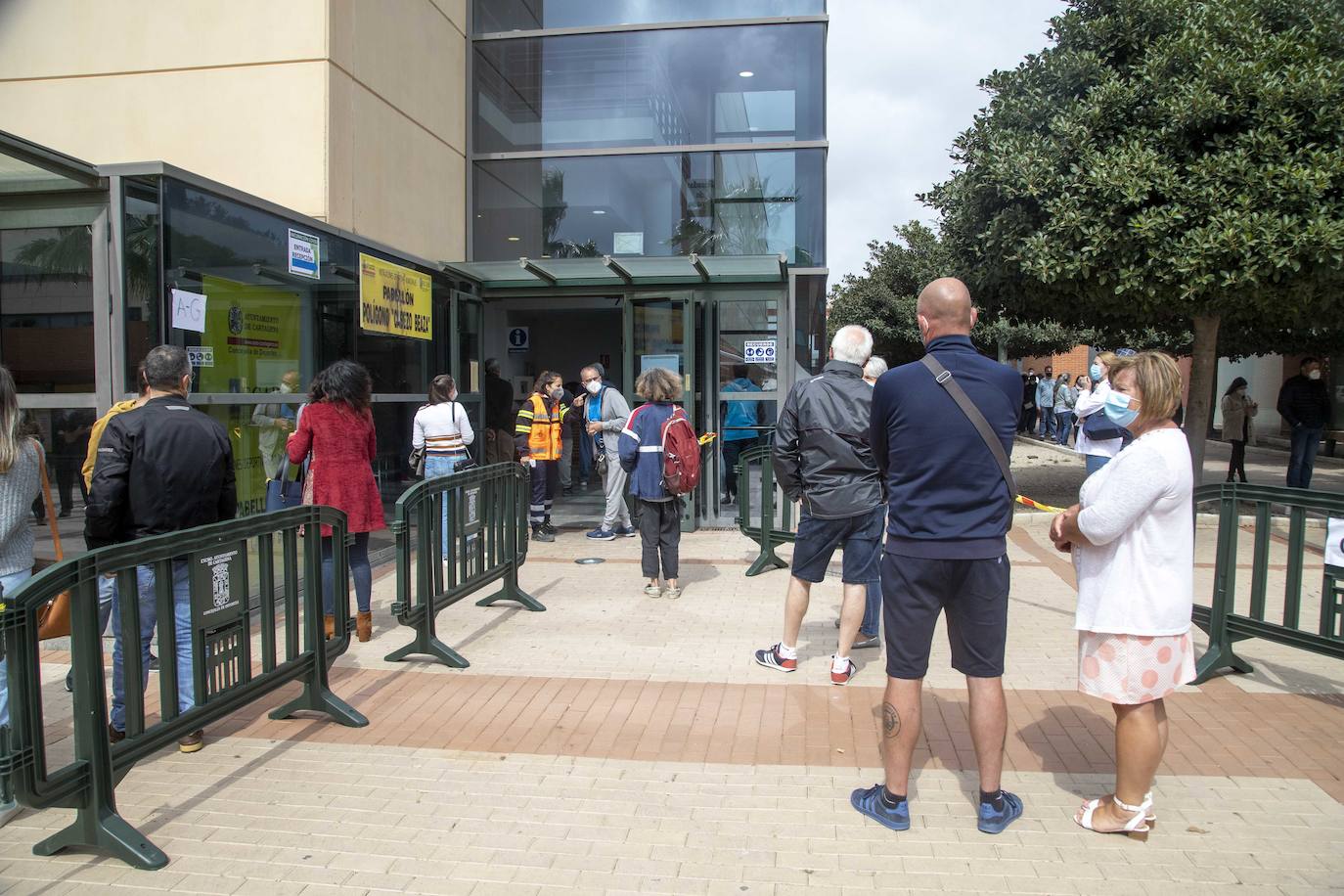 Fotos: Colas en Cartagena para vacunarse con AstraZeneca