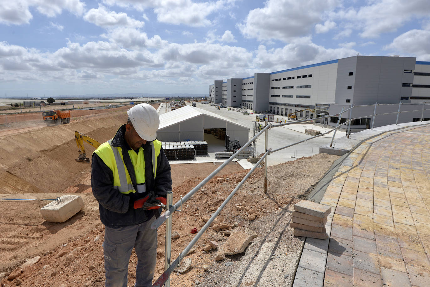 Fotos: Amazon abrirá un nuevo centro logístico en Murcia