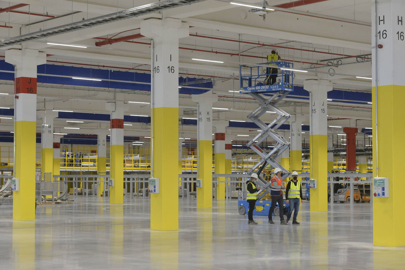 Fotos: Amazon abrirá un nuevo centro logístico en Murcia