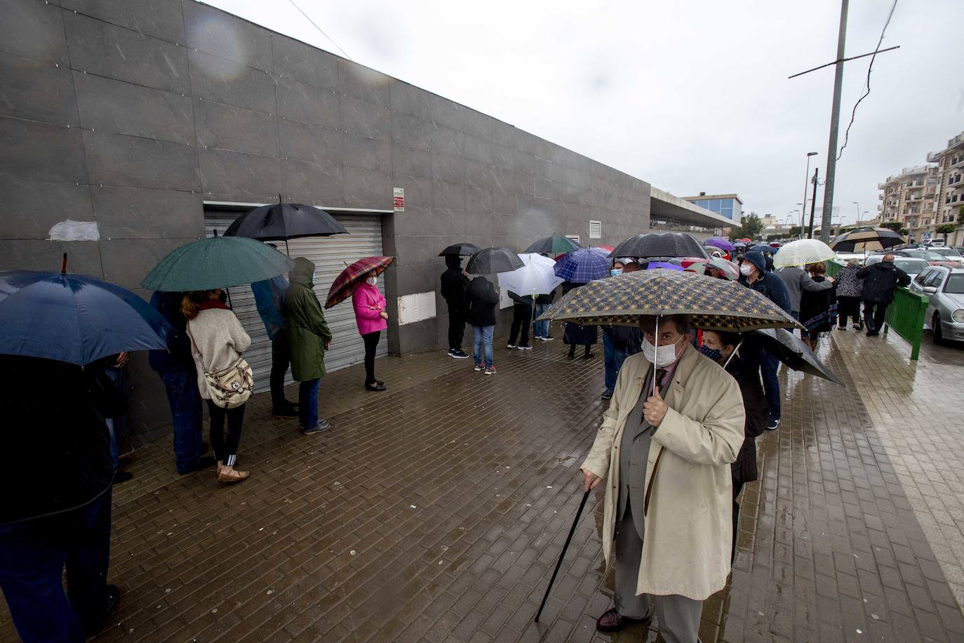 Fotos: La vacunación contra la Covid-19 congrega a 4.000 personas en el pabellón de Torre Pacheco