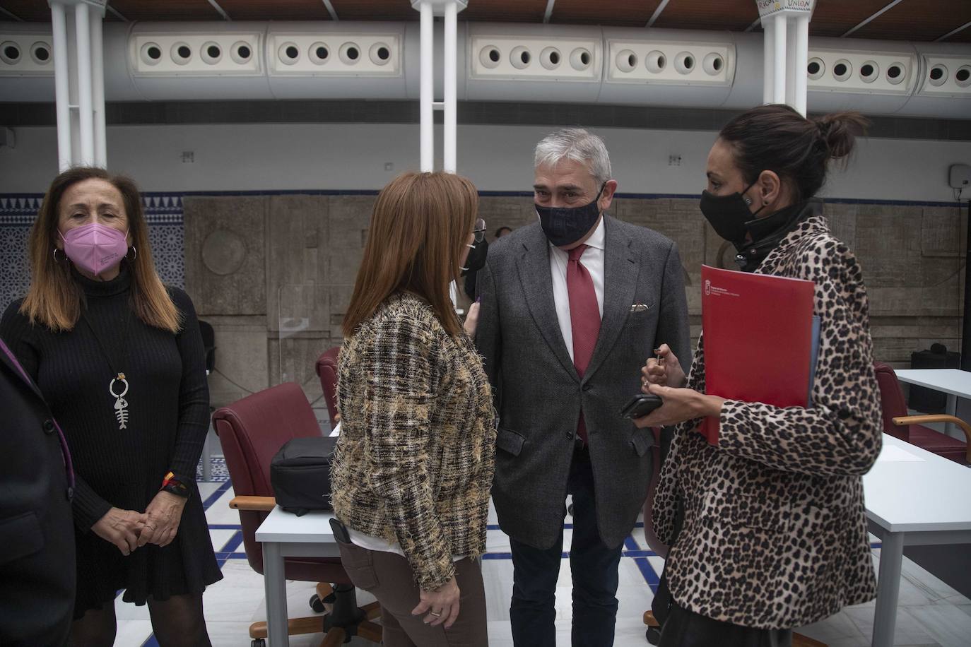 Fotos: Fernando López Miras comparecen en el pleno de la Asamblea Regional