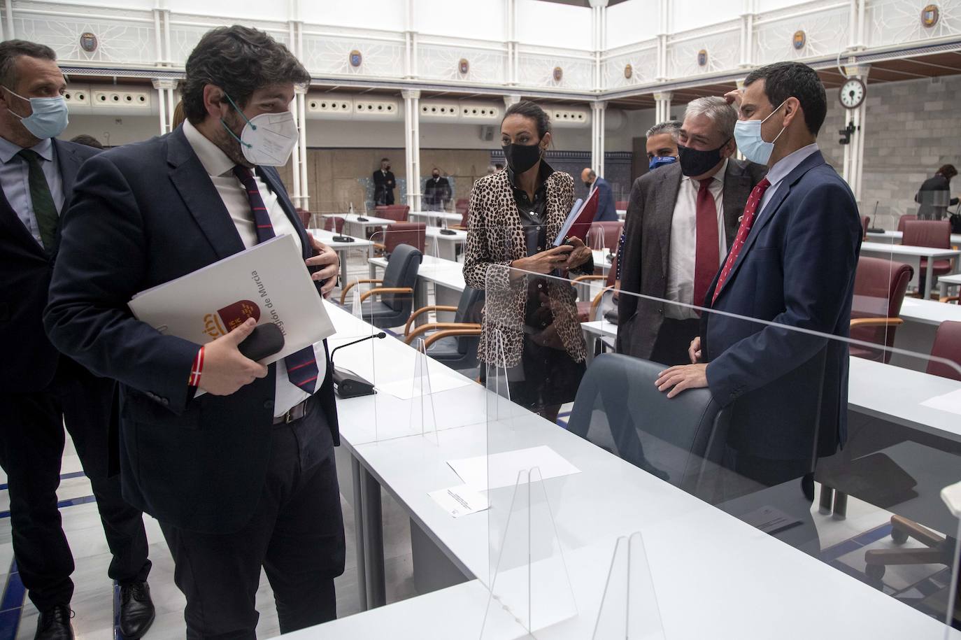 Fotos: Fernando López Miras comparecen en el pleno de la Asamblea Regional