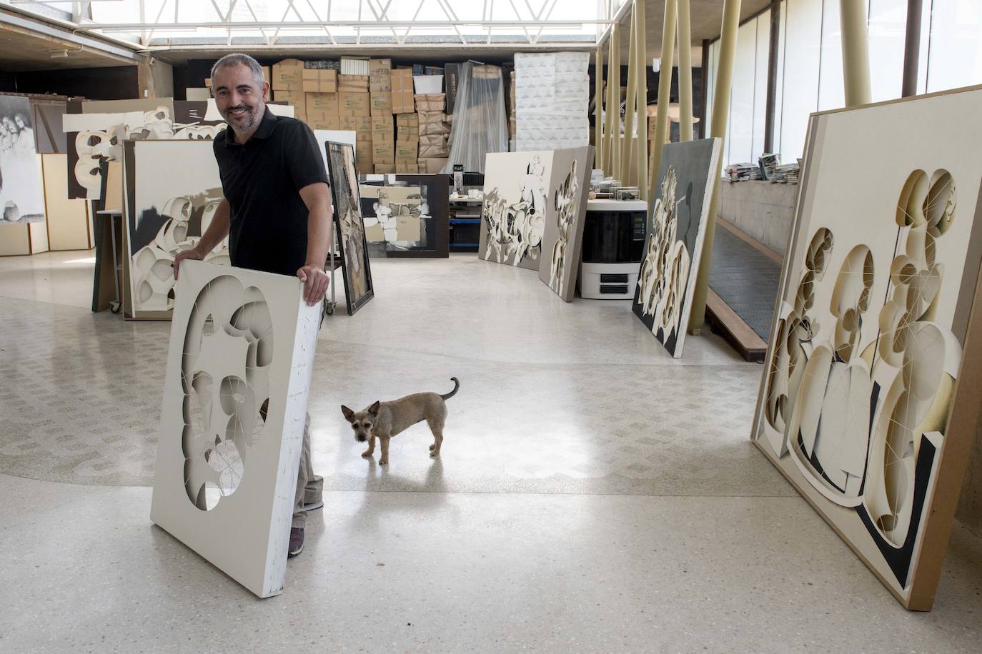 Fotos: Un maestro de la pintura por coronar