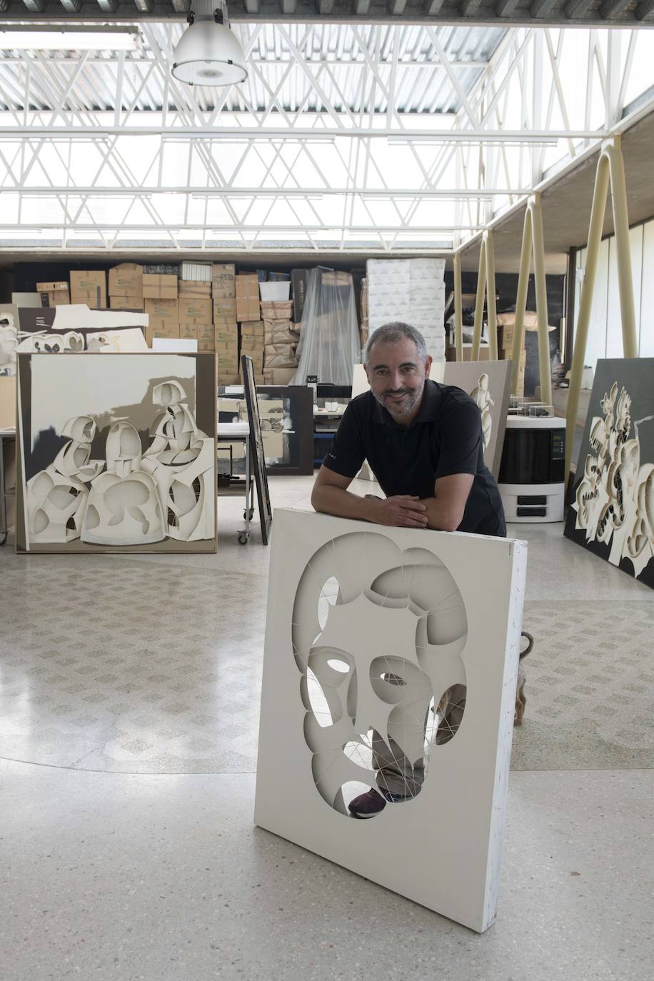 Fotos: Un maestro de la pintura por coronar