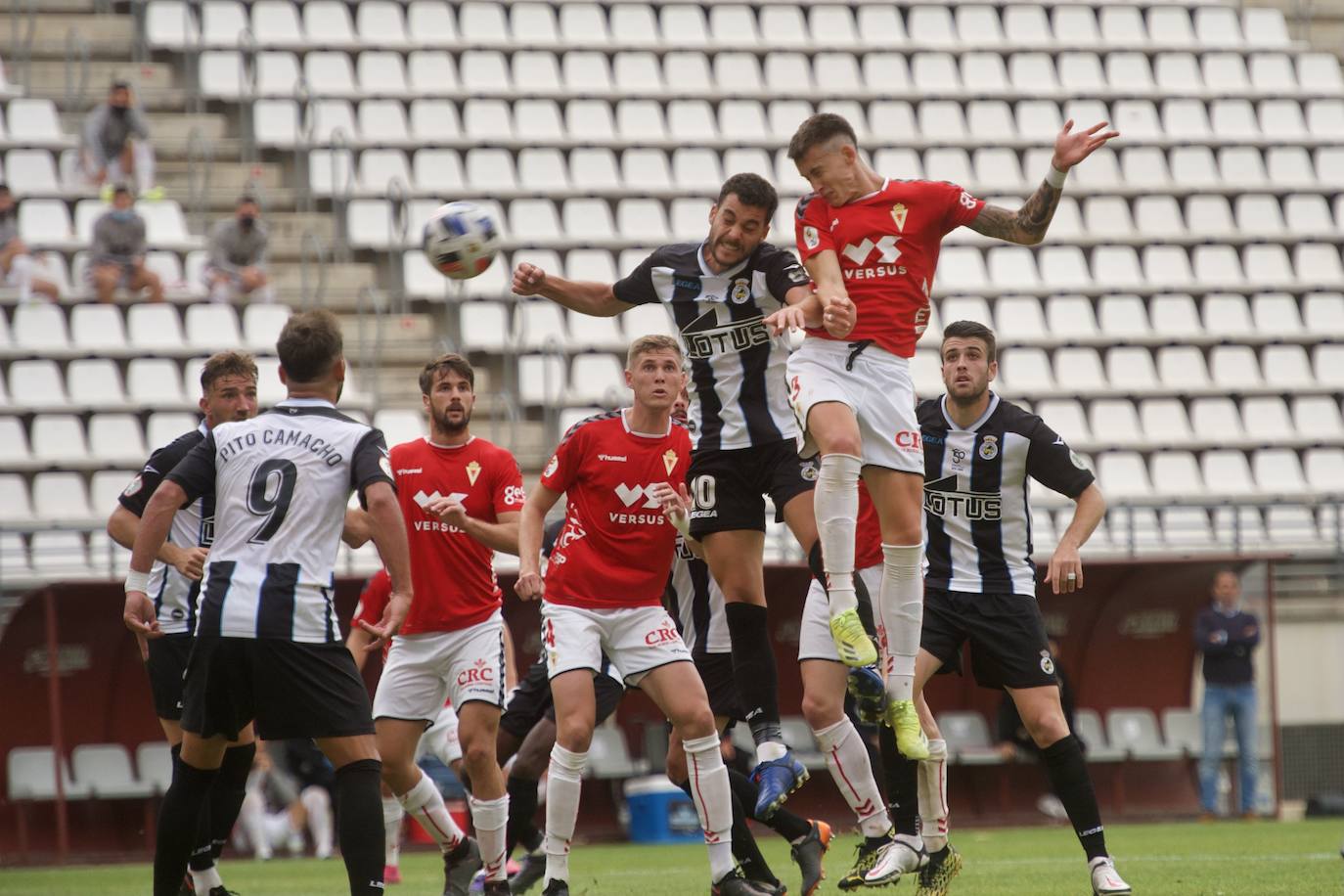 Fotos: El empate del Real Murcia ante el Linense, en imágenes