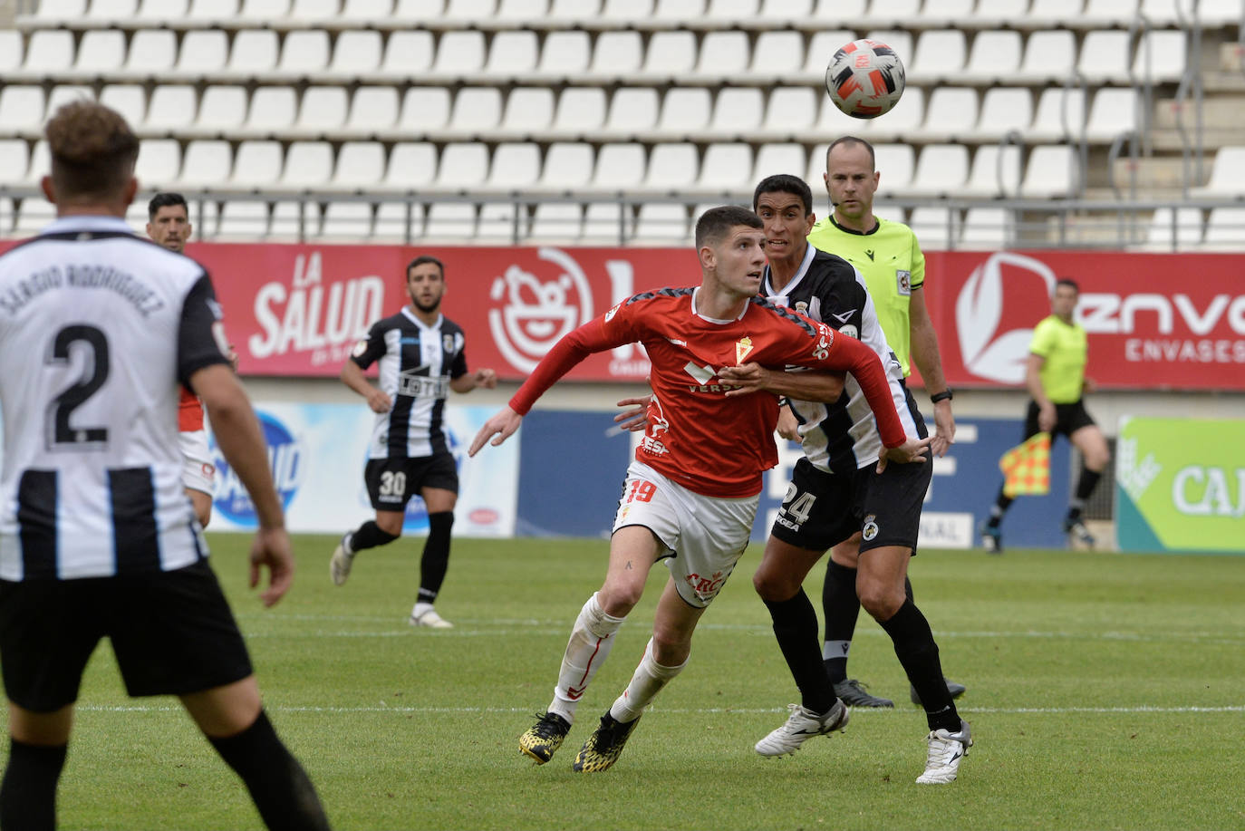 Fotos: El empate del Real Murcia ante el Linense, en imágenes