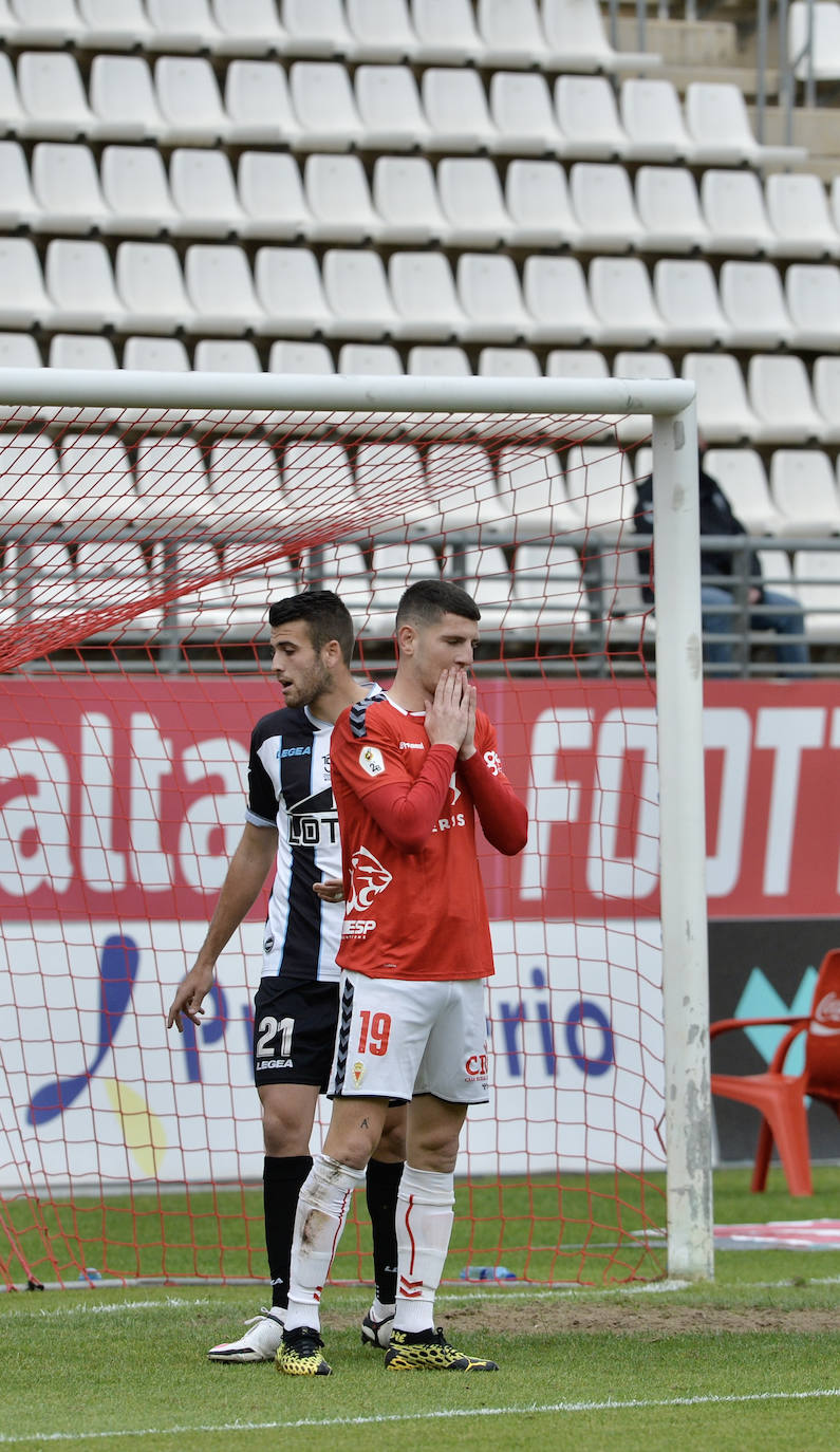 Fotos: El empate del Real Murcia ante el Linense, en imágenes