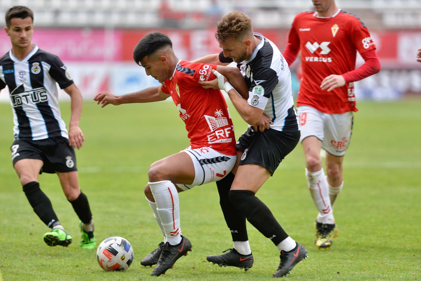 Fotos: El empate del Real Murcia ante el Linense, en imágenes