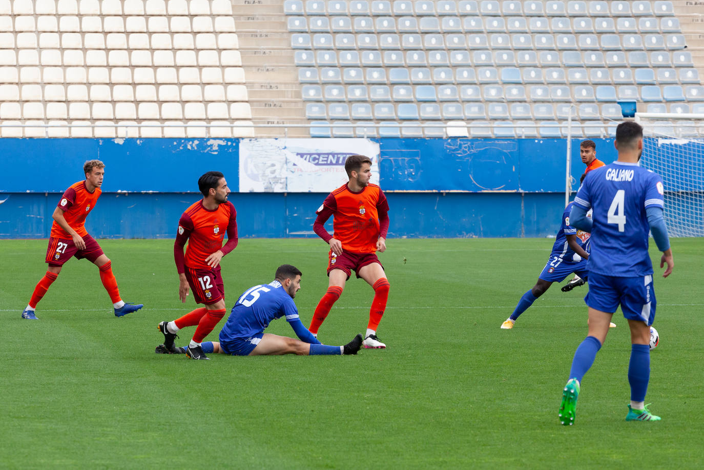 Fotos: Las imágenes del partido Lorca Deportiva - Recreativo