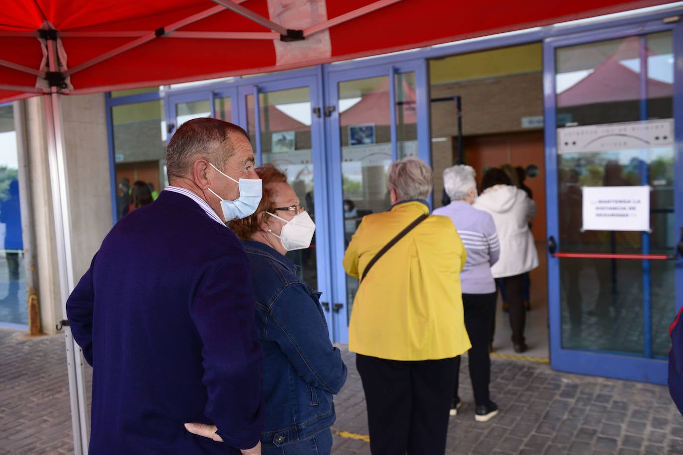 Fotos: Vacunación en Murcia a la población de 65 a 69 años