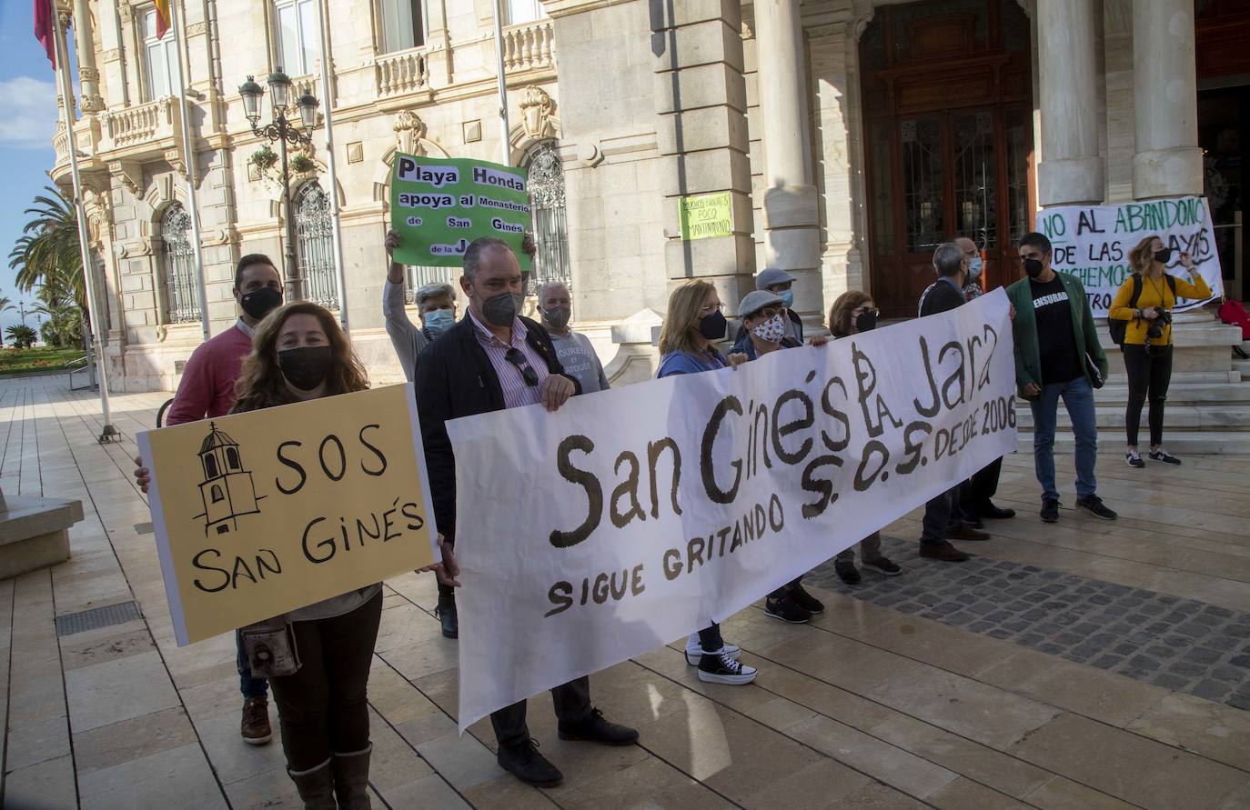 Fotos: Pleno en el Ayuntamiento de Cartagena
