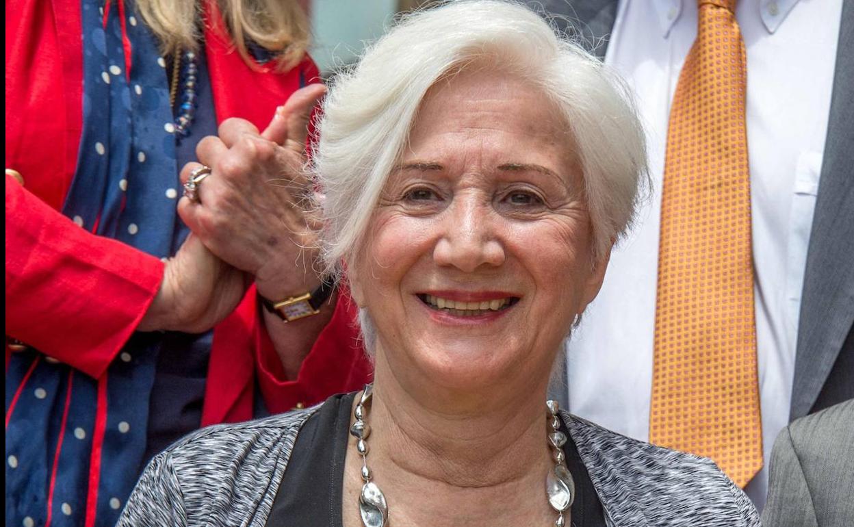 Olympia Dukakis, en 2013 cuando se la honró con una de las estrellas del Paseo de la Fama de Hollywood.