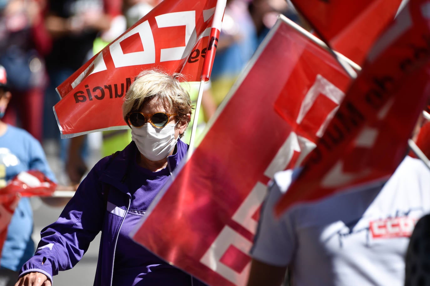 Fotos: Manifestación del Primero de Mayo en Murcia