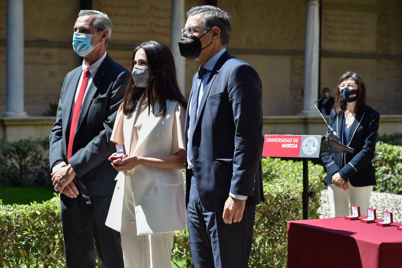 Fotos: La UMU reconoce a los titulados que quedaron entre los diez primeros en especialidades sanitarias