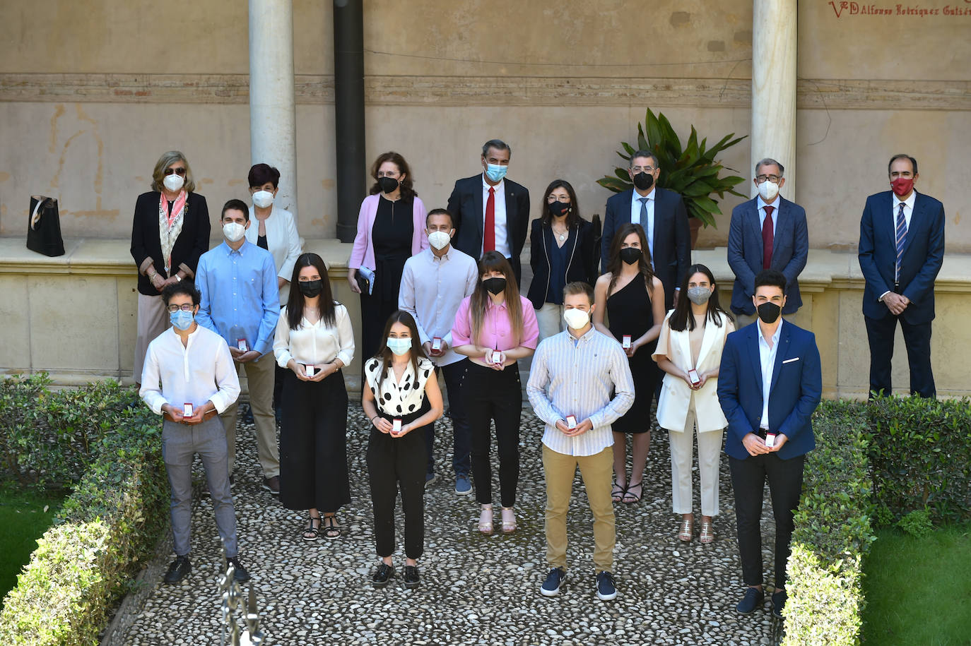 Fotos: La UMU reconoce a los titulados que quedaron entre los diez primeros en especialidades sanitarias