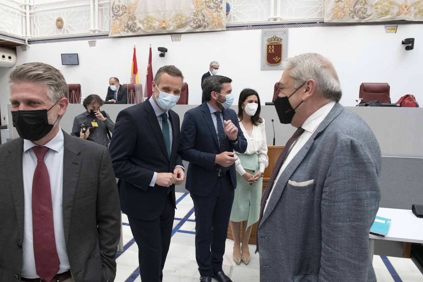 Fotos: Pleno en la Asamblea Regional