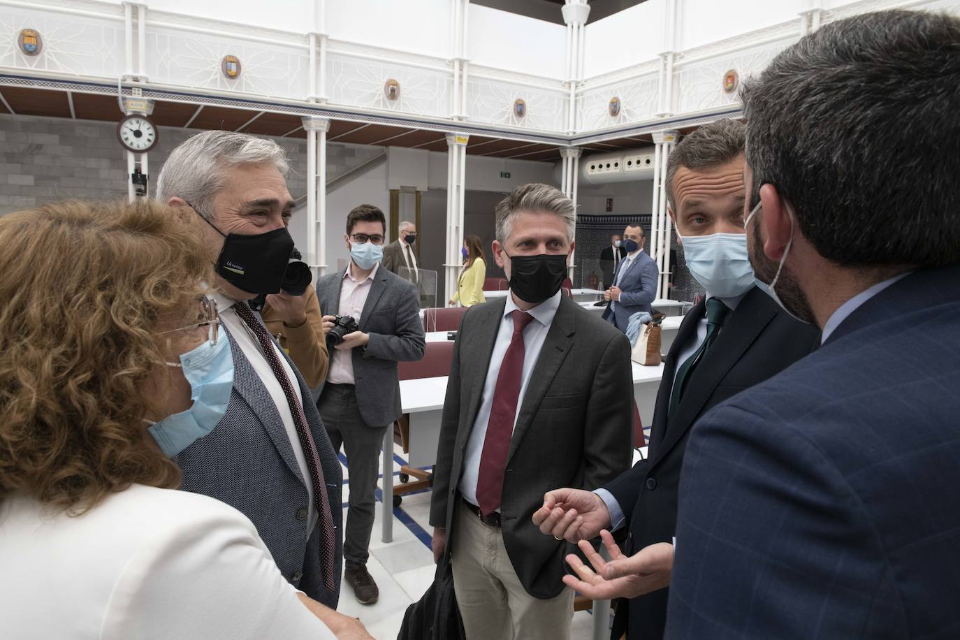 Fotos: Pleno en la Asamblea Regional