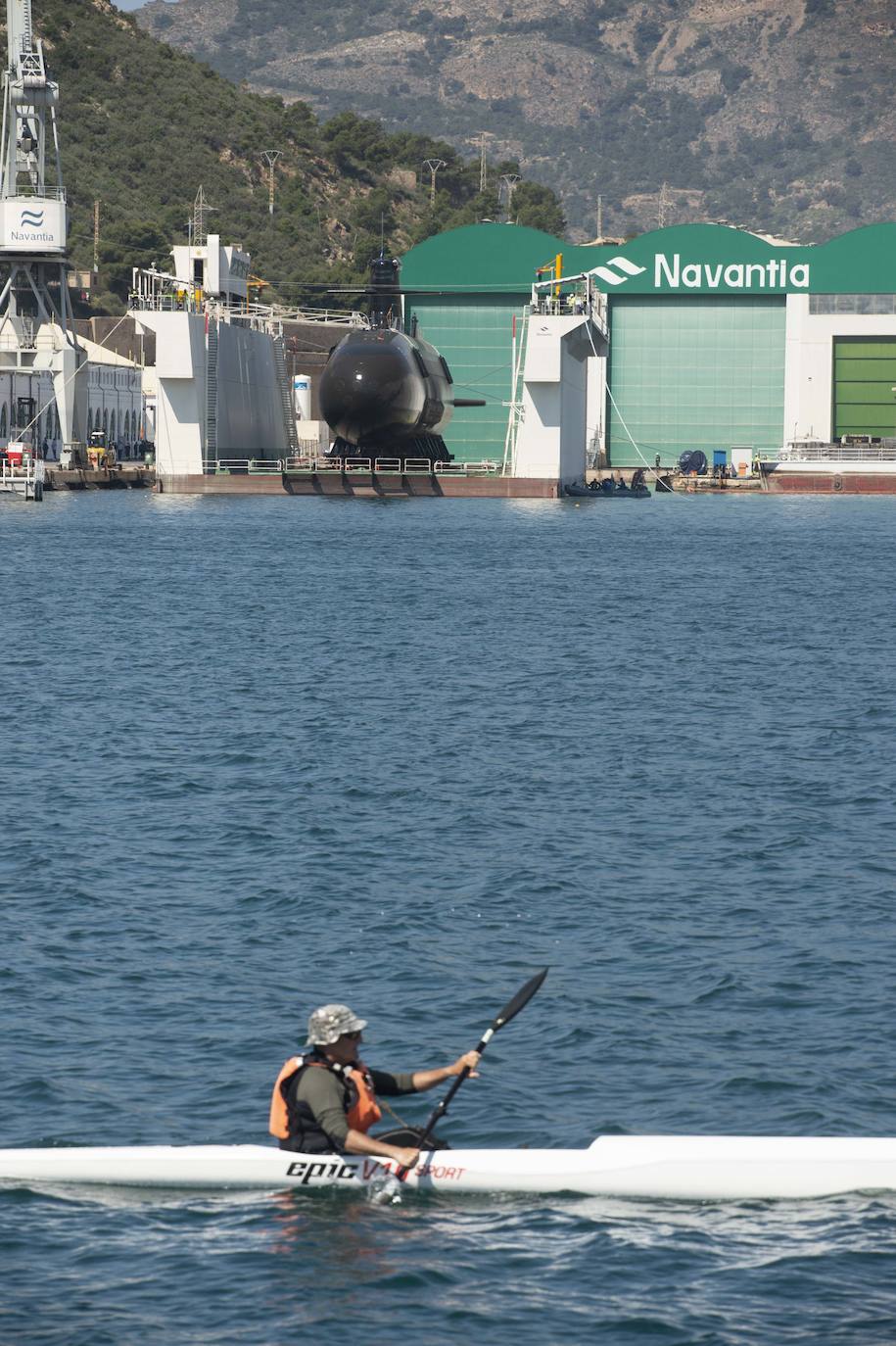 Fotos: El submarino &#039;Isaac Peral&#039; supera las primeras prubas de soplado