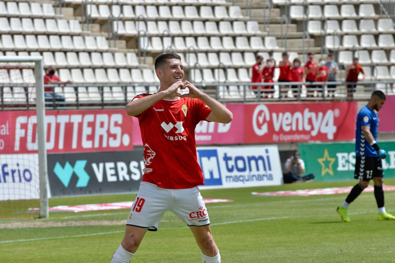 Fotos: Las mejores imágenes del Real Murcia-Tamaraceite (2-1)