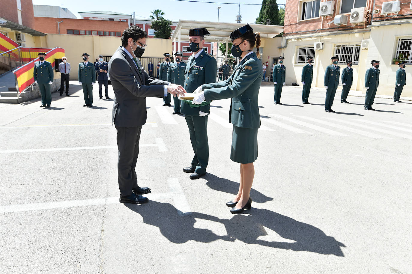 Fotos: Conmemoración del 177 aniversario de la fundación de la Guardia Civil