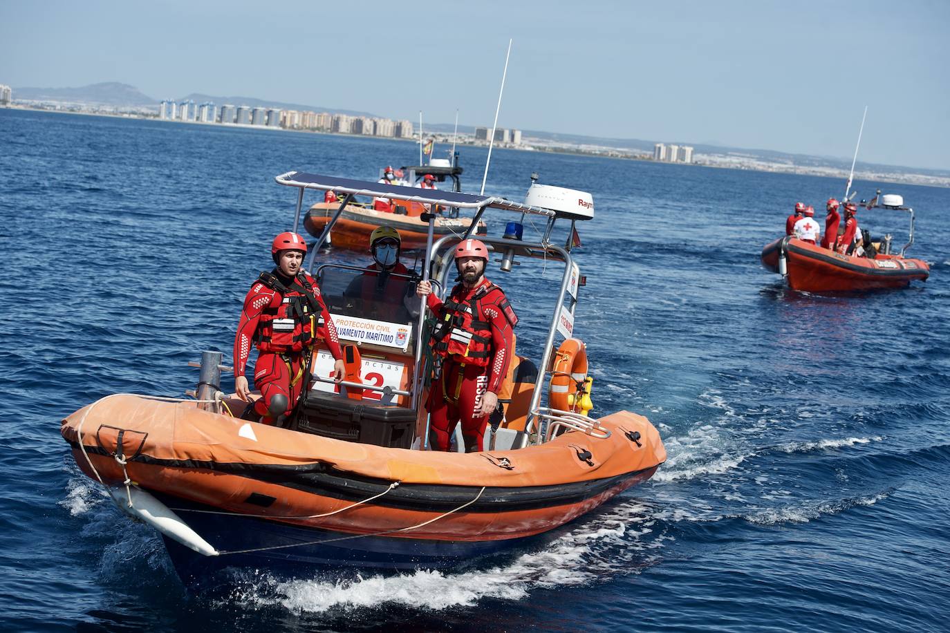 Fotos: Rescate por mar y aire en Isla Grosa