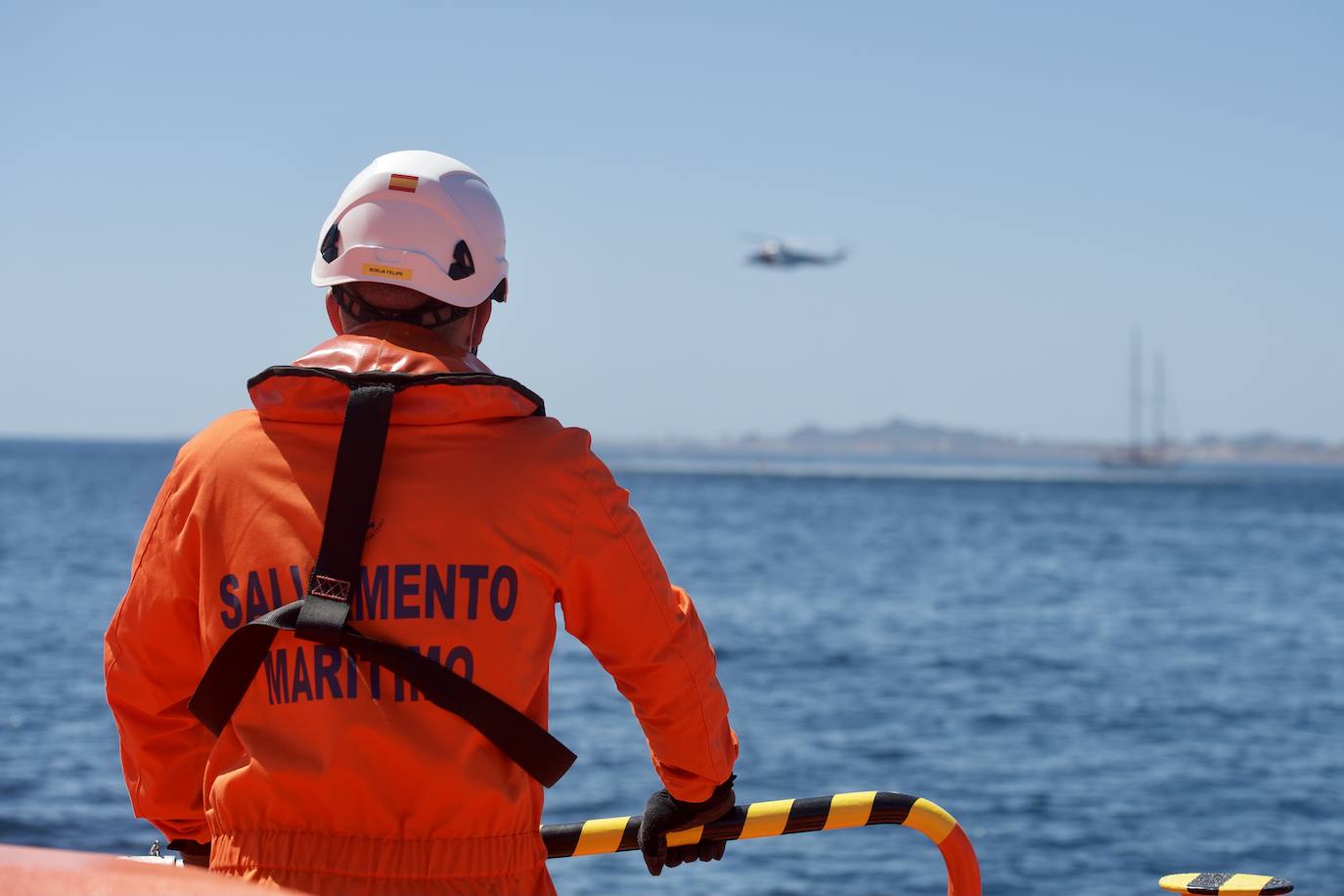 Fotos: Rescate por mar y aire en Isla Grosa