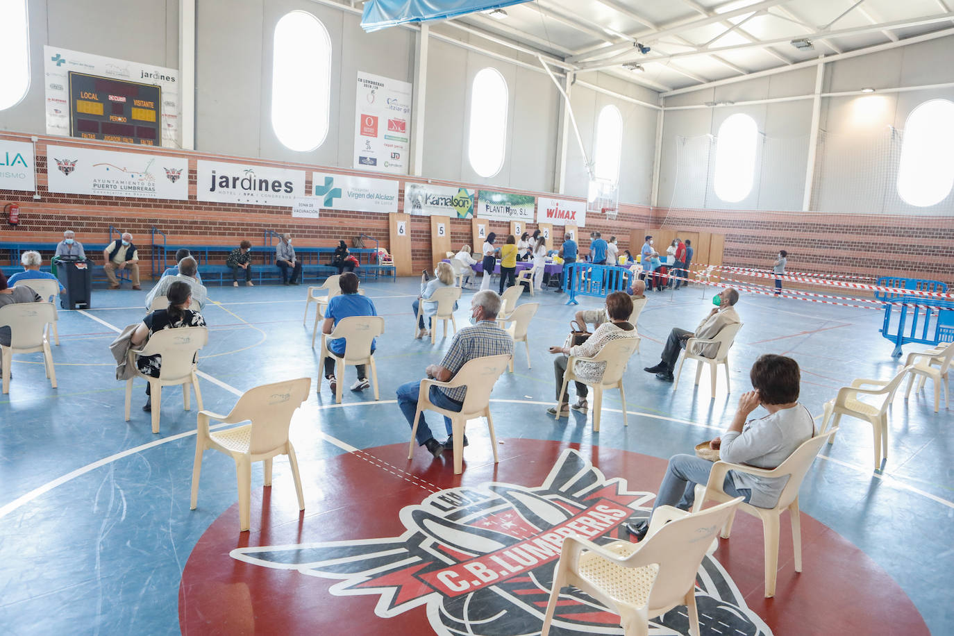 Fotos: Vacunación en Puerto Lumbreras