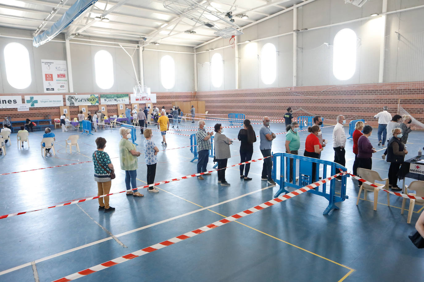 Fotos: Vacunación en Puerto Lumbreras
