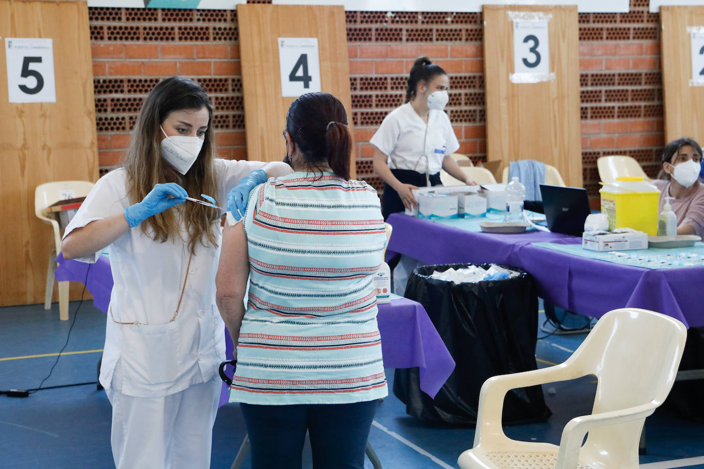 Fotos: Vacunación en Puerto Lumbreras