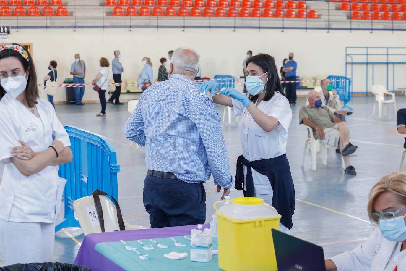 Fotos: Vacunación en Puerto Lumbreras