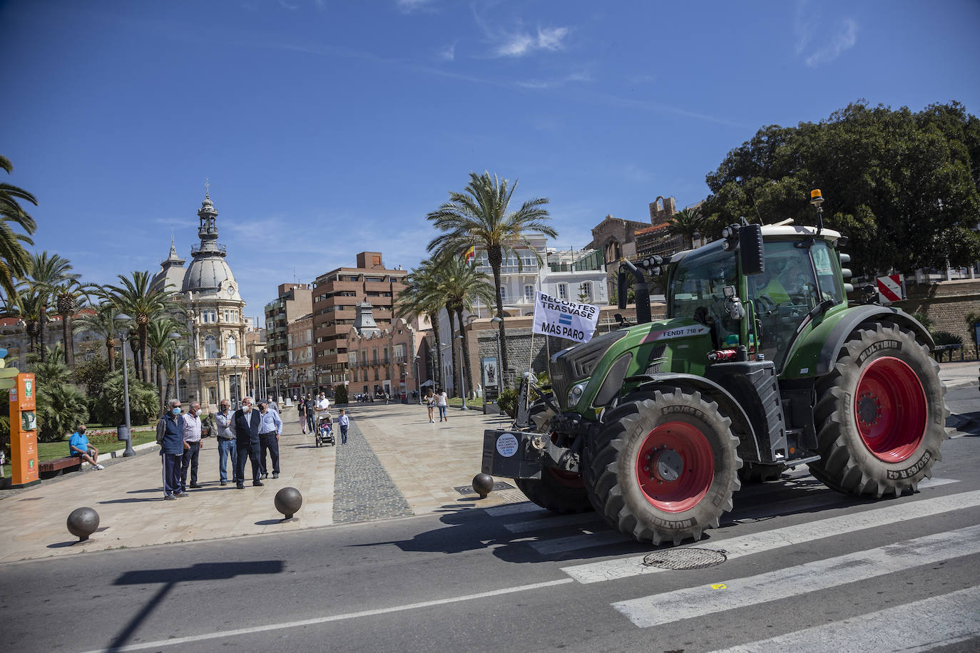 Fotos: Manifestación en defensa del Trasvase Tajo-Segura en Cartagena