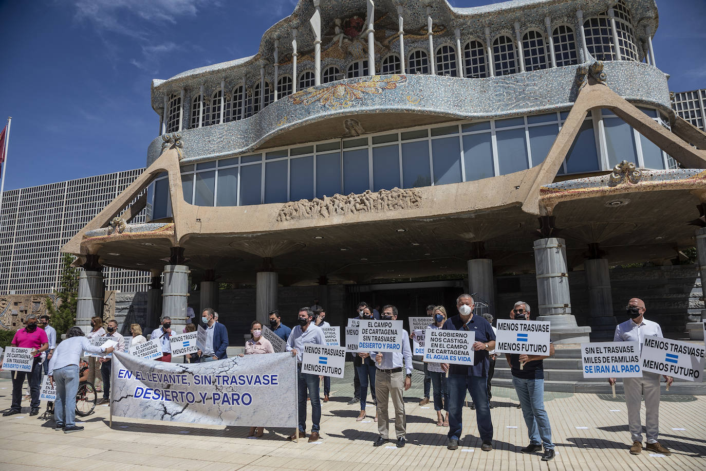 Fotos: Manifestación en defensa del Trasvase Tajo-Segura en Cartagena