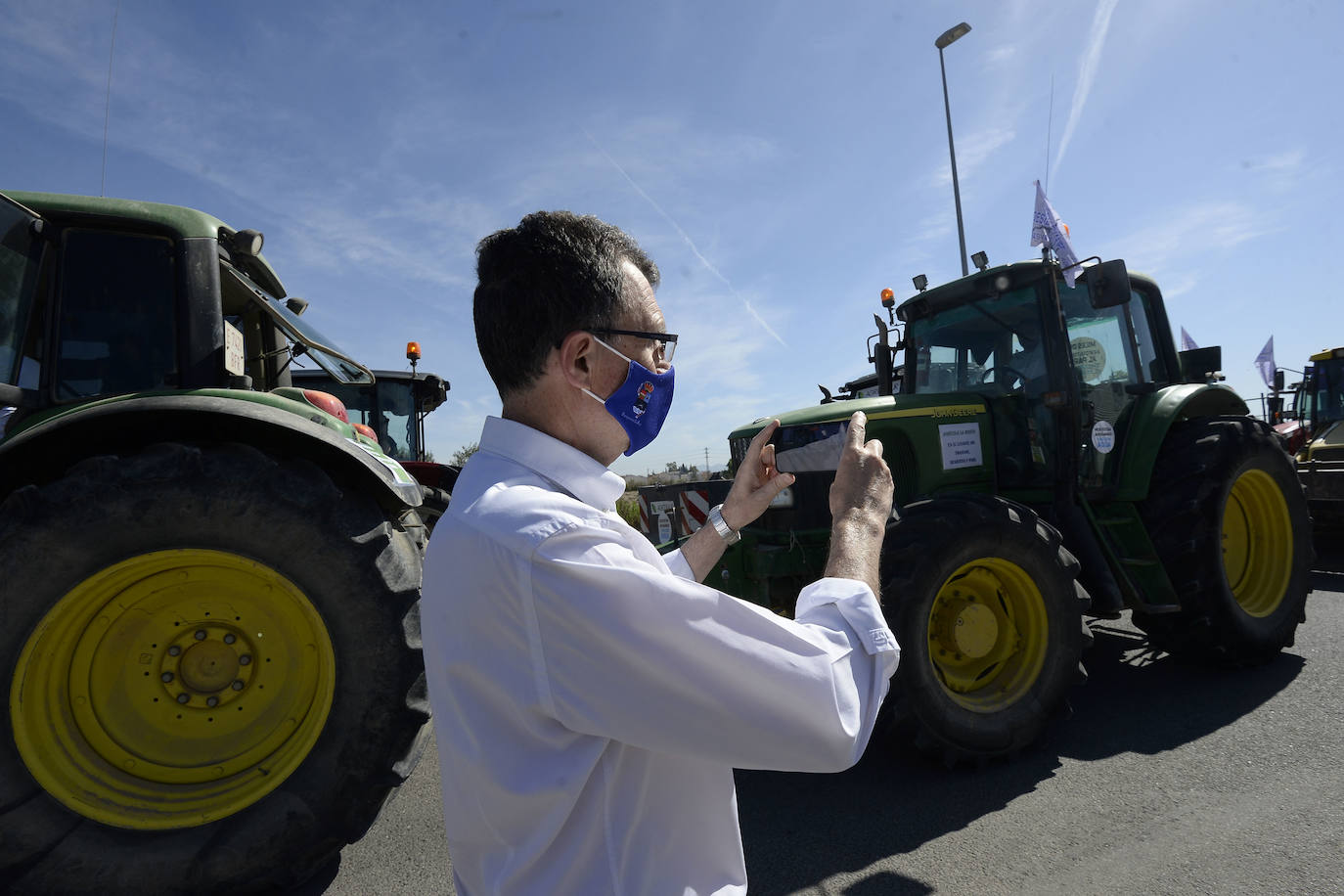 Fotos: Tractorada en favor del Trasvase llevada a cabo en Alcantarilla