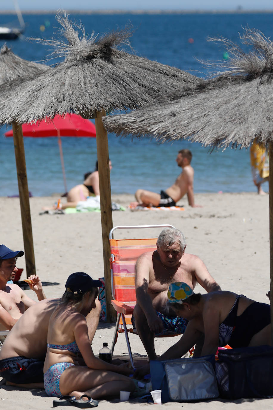 Fotos: Las playas de la Región se llenan el primer fin de semana sin estado de alarma