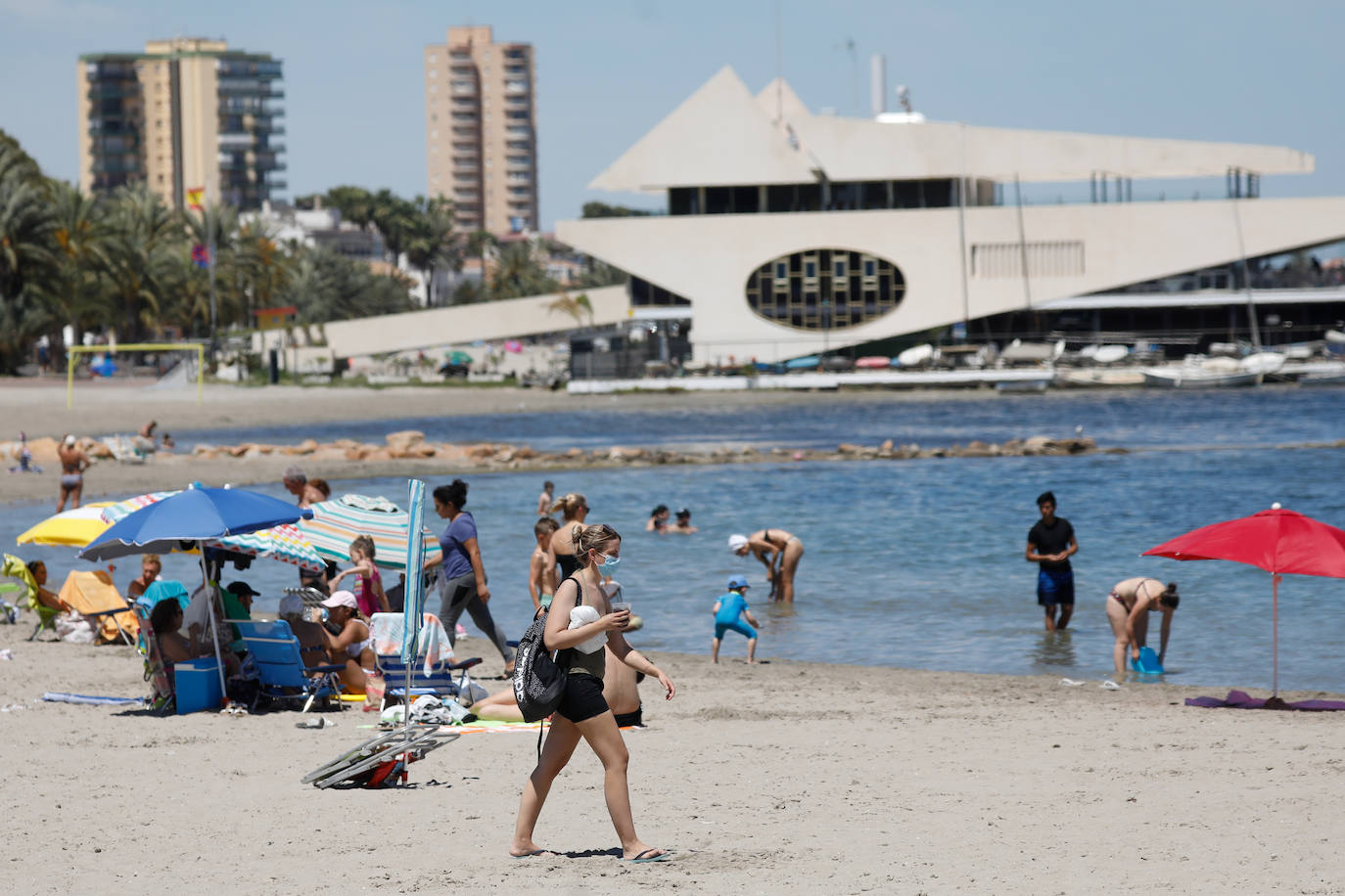 Fotos: Las playas de la Región se llenan el primer fin de semana sin estado de alarma