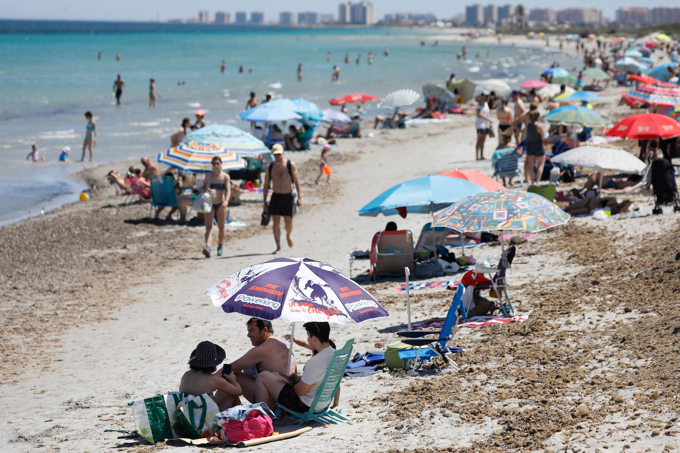 Fotos: Las playas de la Región se llenan el primer fin de semana sin estado de alarma