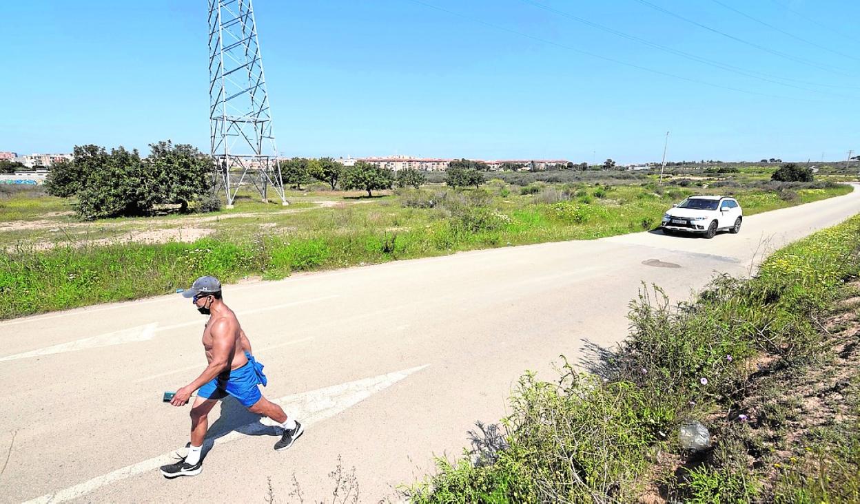 Terrenos elegidos para el recinto ferial que albergará el campamento, en una imagen reciente.