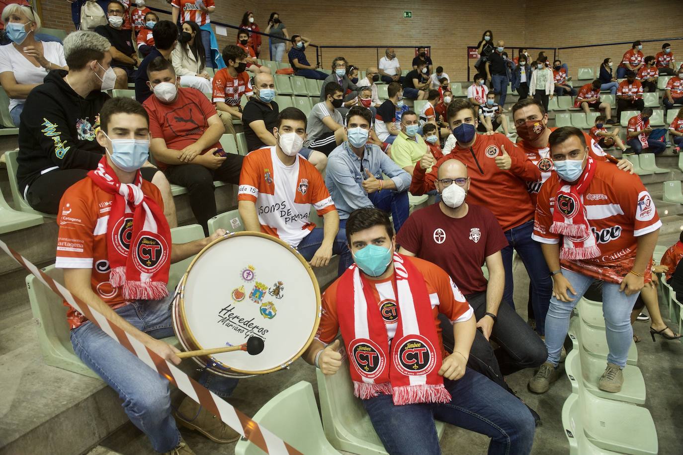 Fotos: ElPozo sacude la fe del Jimbee