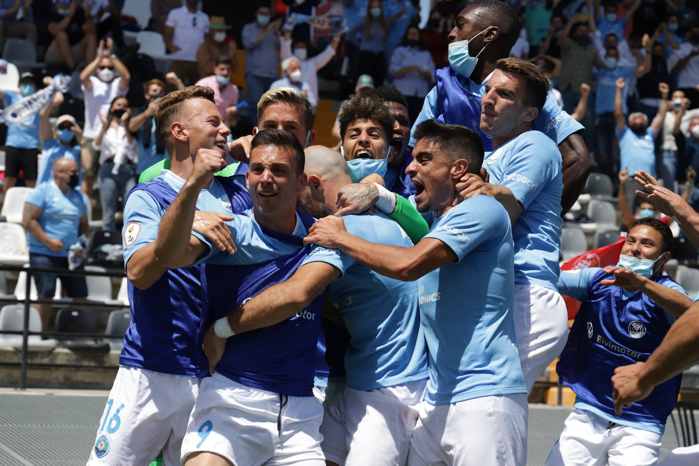 Fotos: Las mejores fotografías del partido entre la UD Ibiza y el UCAM Murcia