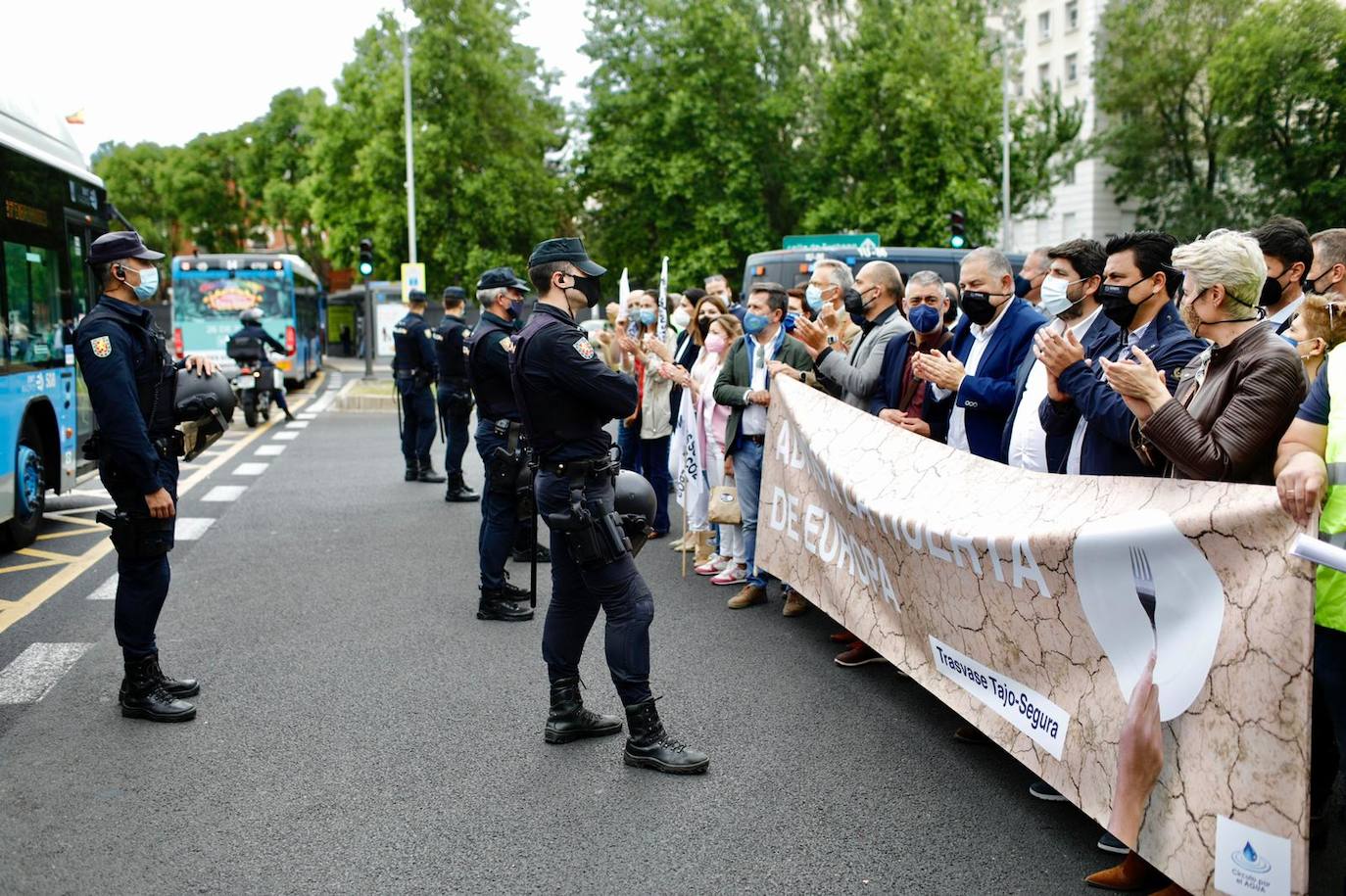 Fotos: Los regantes se manifiestan en Madrid para defender el Trasvase