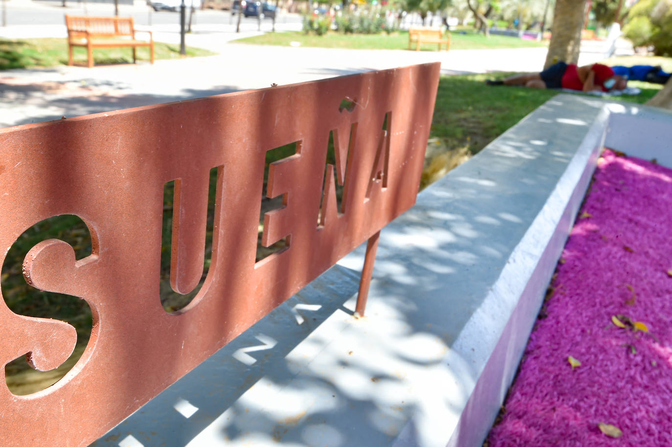 Fotos: Los sintecho proliferan en el centro de Murcia atraídos por el buen tiempo y la oferta laboral agrícola