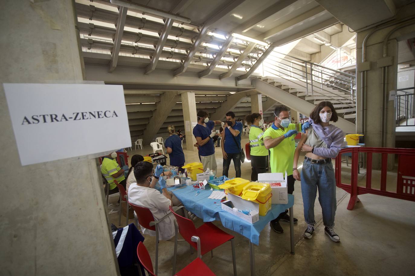 Fotos: La Región retoma la vacunación a menores de 60 años con AstraZeneca